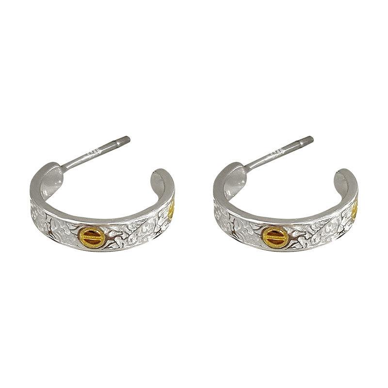 

Узор Tangcao C-образной формы, модные и персонализированные, стиль Ins, простые и универсальные, легкие, роскошные, высококачественные украшения для ушей