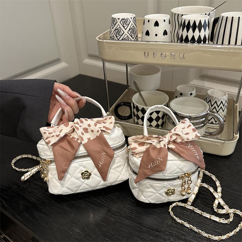 2025 Summer Mini Diamond-Pattern Crossbody Bag with Golden Ball Chain for Women