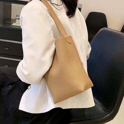 Módní dámská taška pod paži Letní nová populární univerzální dámská taška typu bucket Jednoduchá ležérní taška přes jedno rameno