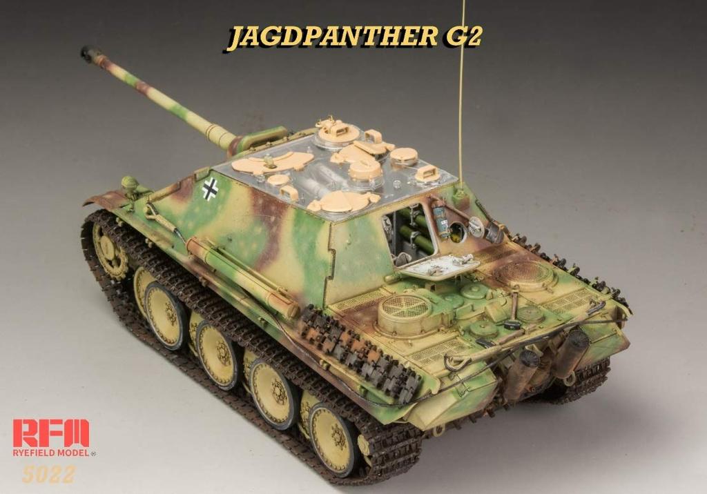 Ryefield Models 1/35 Scale German Heavy Tank Destroyer Sd.Kfz.173 Jagdpanther G2 Plastic Model Kit RFM5022