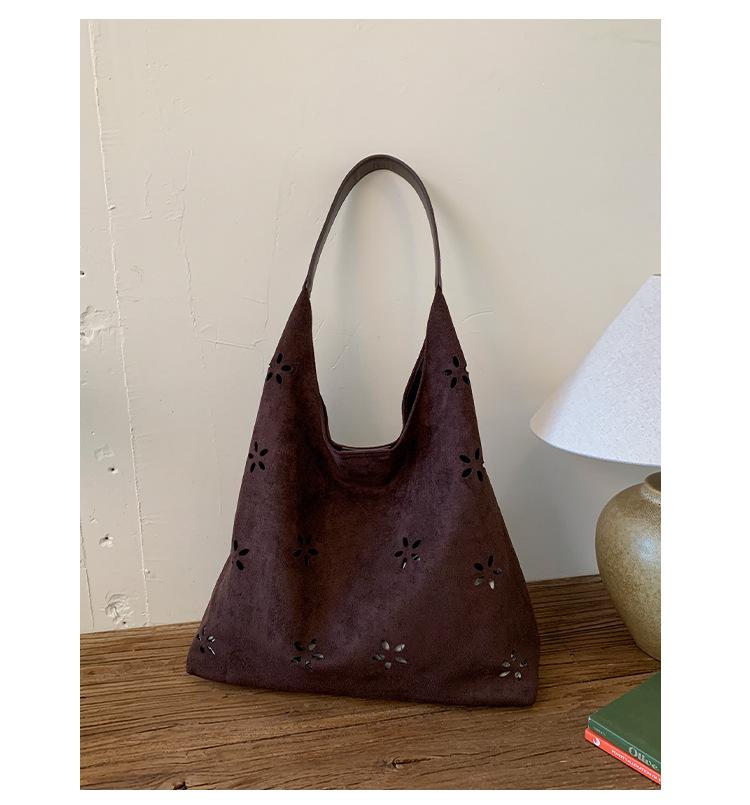 

Premium sense large capacity autumn and winter new Korean version urban simple mother and child bag new casual versatile shoulder armpit bag