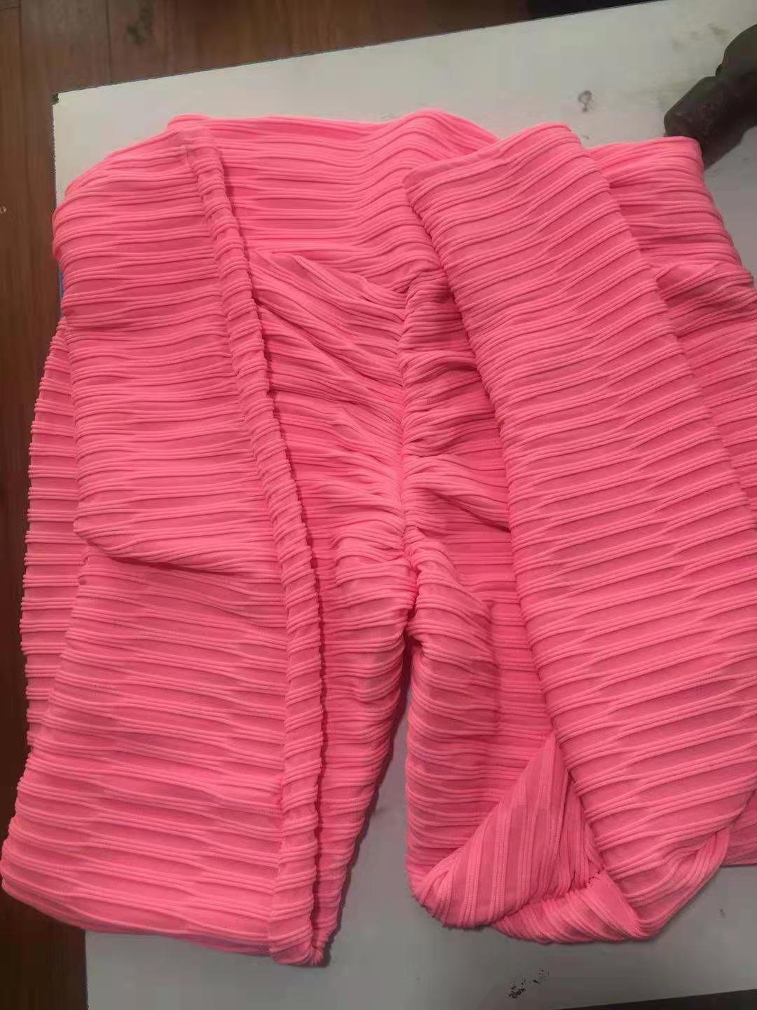 

3D брюки для йоги с дизайном, подтягивающим ягодицы, для фитнеса и тренировок Extra Large розы красного