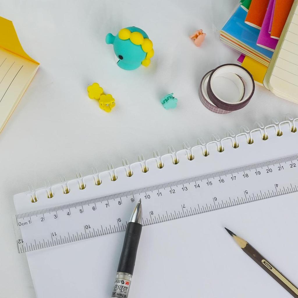 30 Balení Priehľadné Plastové Pravítko 12 Palcové so Zentimetrami a Milimetrami, Metrické Pravítka Hromadne pre Deti Školskú Triedu Školu Kanceláriu