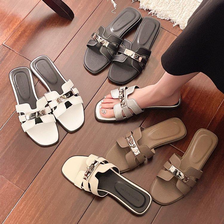 Small gold buckle silver sandals women's summer wear new retro hollow flat bottom one-word slippers casual beach shoes