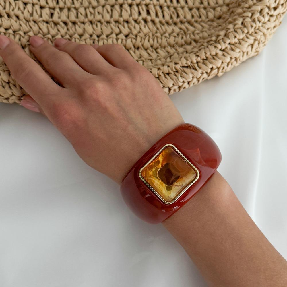 Bohemian Irregular Wide Bracelet Geometric Retro Hand Ring Unique Acrylic Bangle Gift