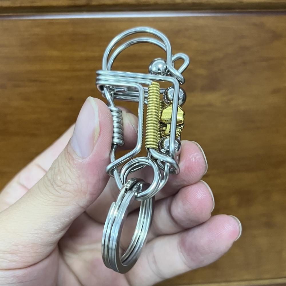 Stainless Steel Keychains,Golden Skull Head Hook Buckle Car Waist,Mechanical Style Men Halloween Gift Ornaments