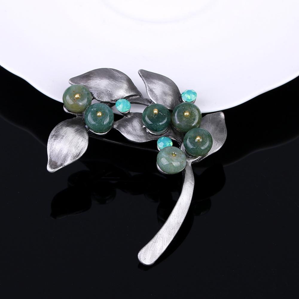 Retro Alloy Brooch Premium Sense Light Luxury Pin Accessories Camellia Brooch Clothing Accessories