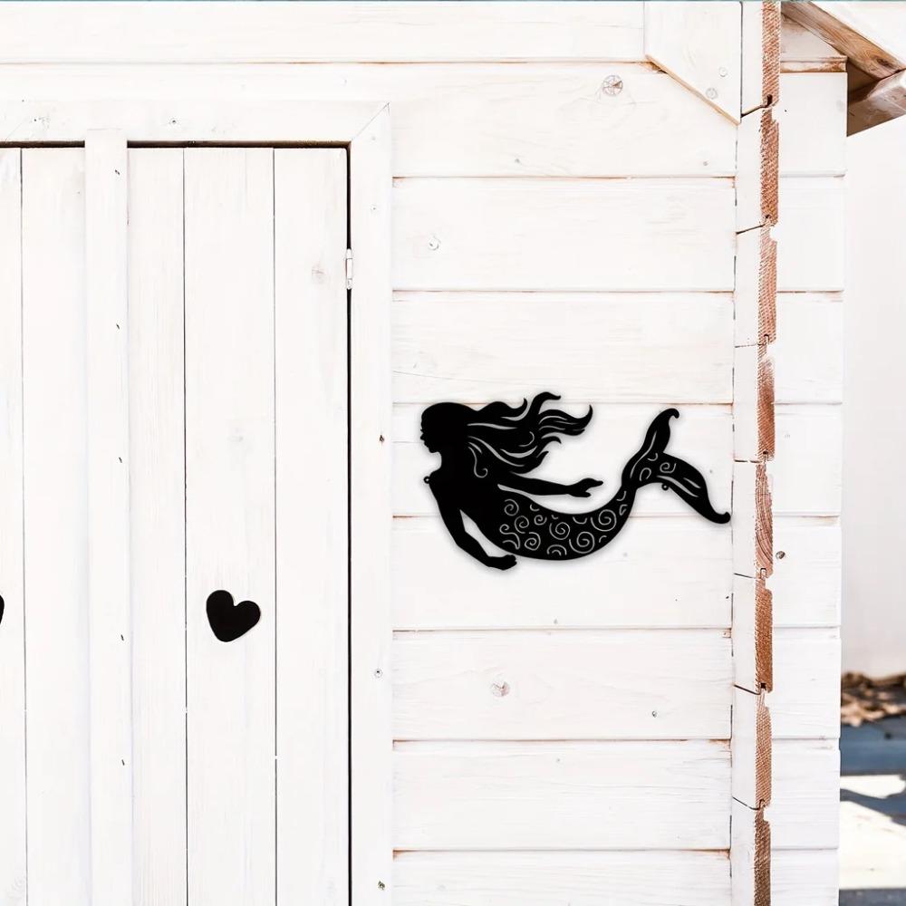 Rustykalna Metalowa Sztuka Ścienna Syrenka – Dekoracja Wisząca o Tematyce Oceanicznej, Elegancka Rzeźba Syrenki do Pokojów w Stylu Nadmorskim lub Plażowym