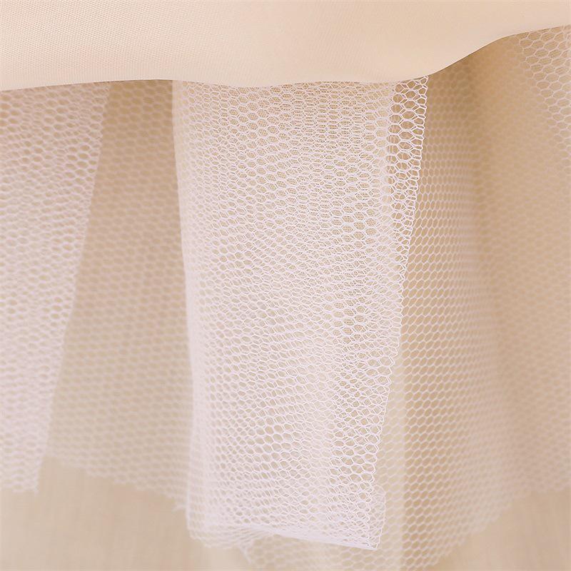 Chic Princess Birthday Dress: Fluffy Tulle, Bow, and Appliqué Design for Girls