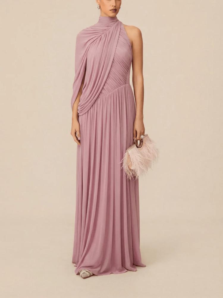 Elegant Halterneck Pleated Evening Gown with Swing Sleeves Medium