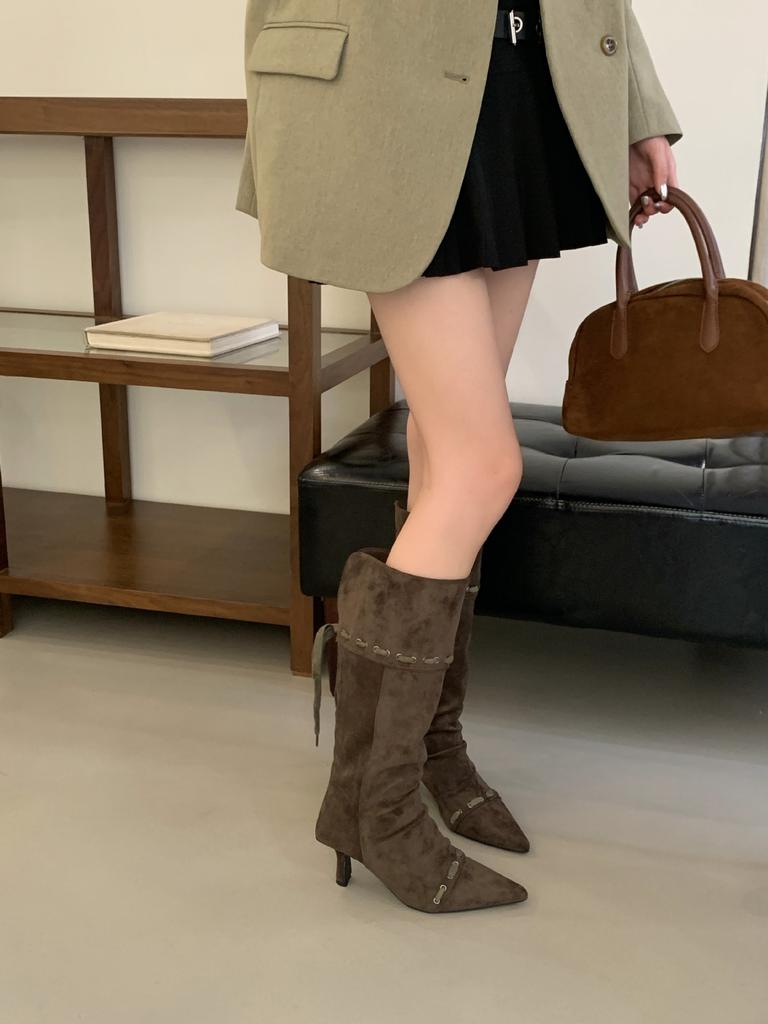 2025 autumn new retro small pointed strap Korean version thin thin high heel high boots women