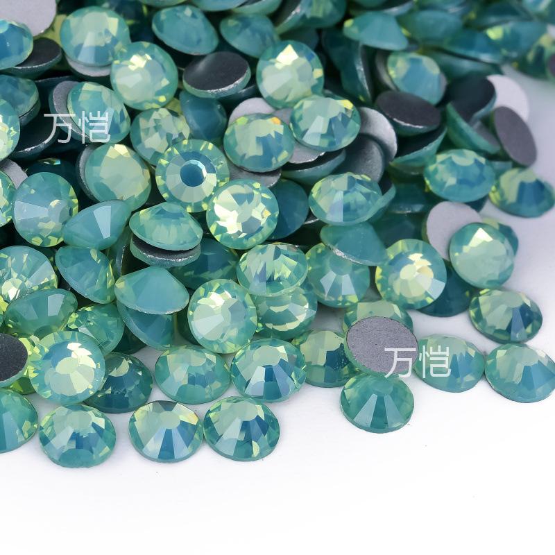 Grüner Diamant-Nagelbohrer mit flachem Boden, Glaskristall mit silbernem Boden, Handyhüllen-Zubehör, Aufkleber, Diamant, DIY-Strass-Schmuckzubehör