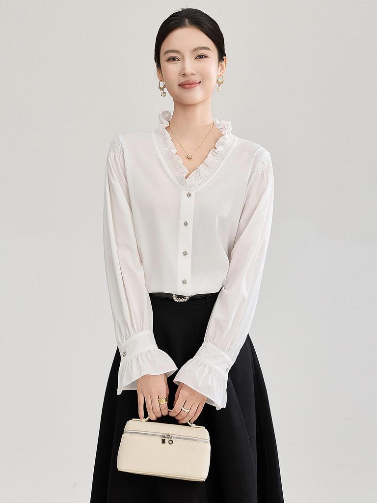 Nanyou Women's Romantic French Lace Collar Bell Sleeve Top - Anti-Wrinkle, Elegant Spring Shirt
