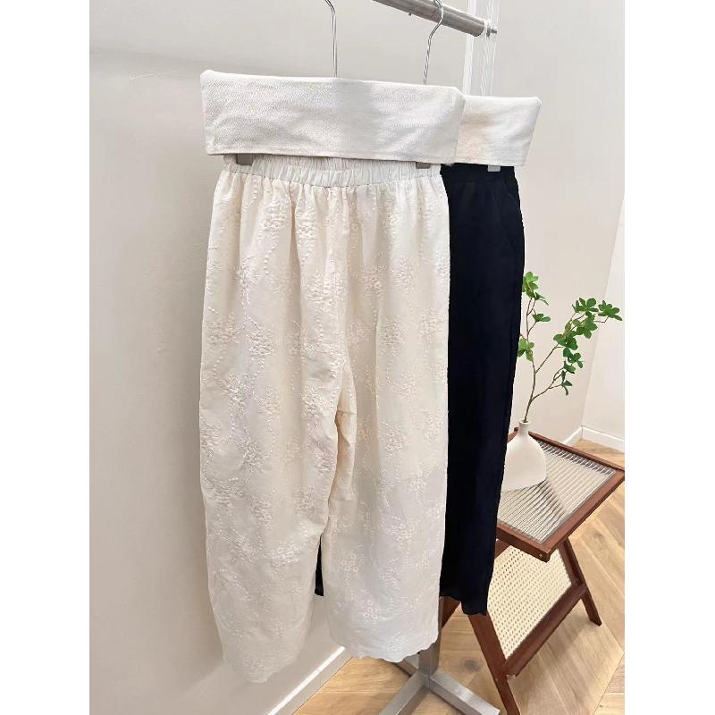 2026 Gentle and Elegant High-Waisted Slimming Pants with Intricate Embroidery, Casual Women's Cropped Pants