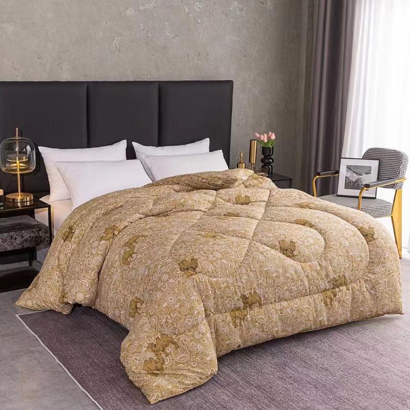 Kołdra całoroczna z wełny wielbłądziej Meng Huoban