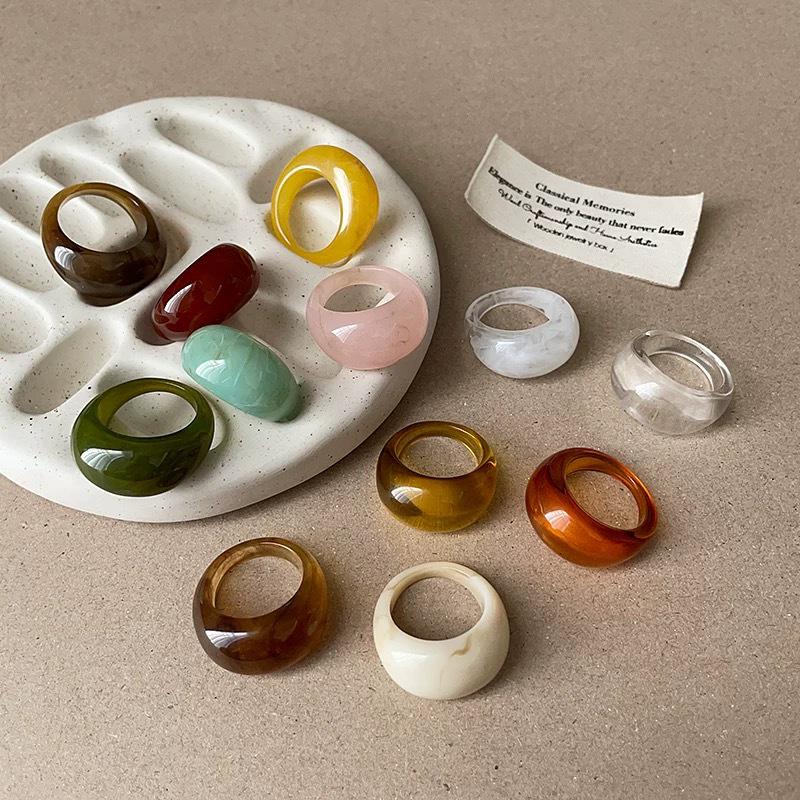 Artistic Retro Geometric Resin Ring - High-End Versatile Fashion Jewelry