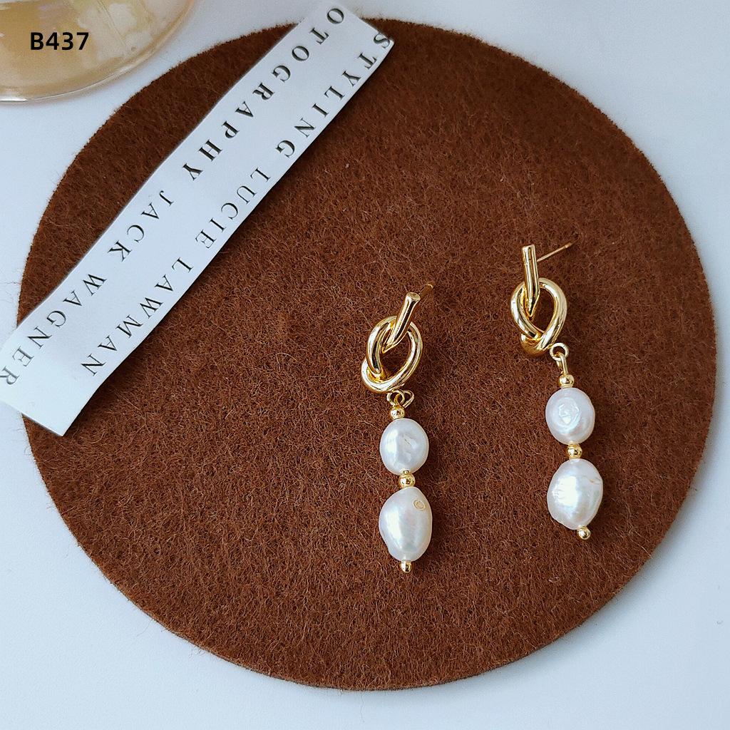 Bright eyes 925 silver needle plated 14K real gold baroque special-shaped freshwater pearl court design earrings