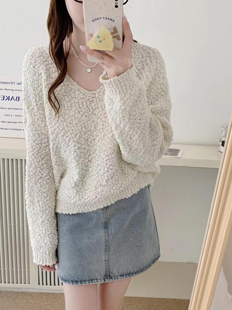 2023 Early Autumn V-Neck Chunky Knit Sweater - Women's Slim, Casual, and Simple Design