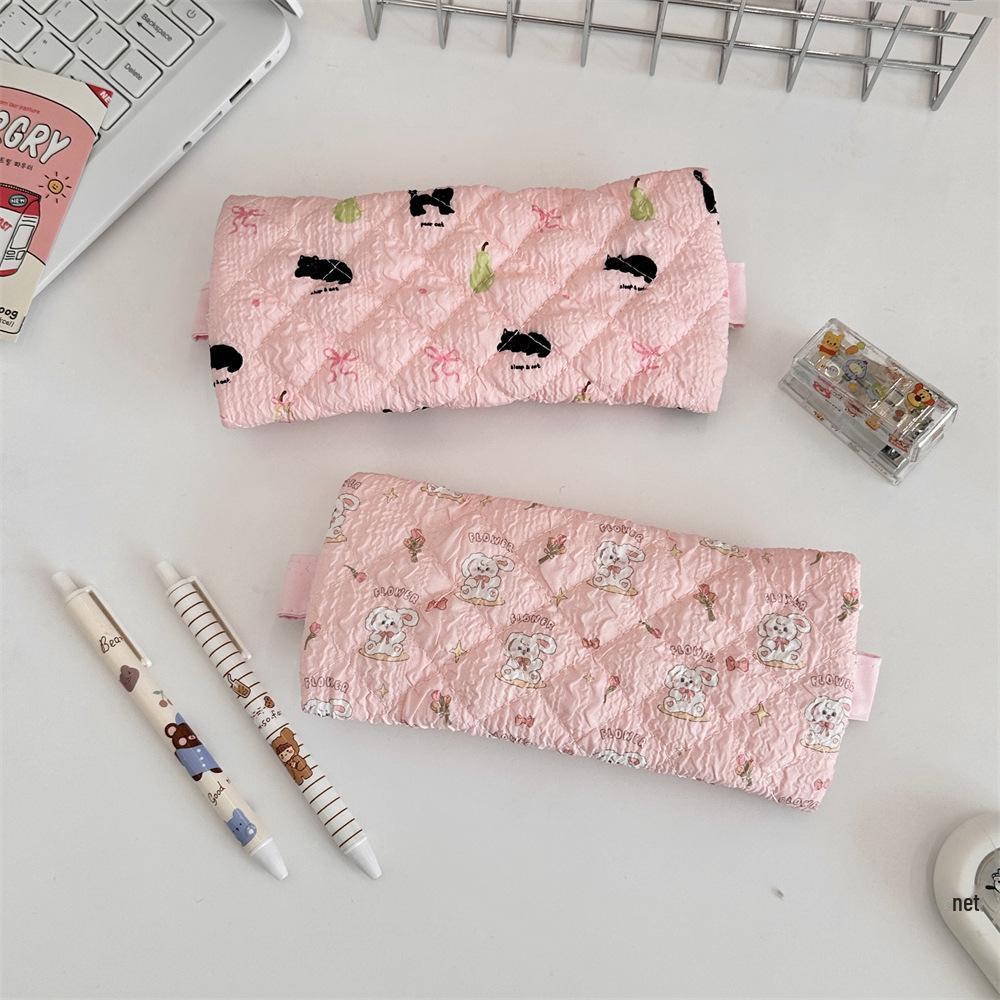 Floral Lace Quilted Pencil Case: Large Capacity, Portable Stationery Bag for Girls