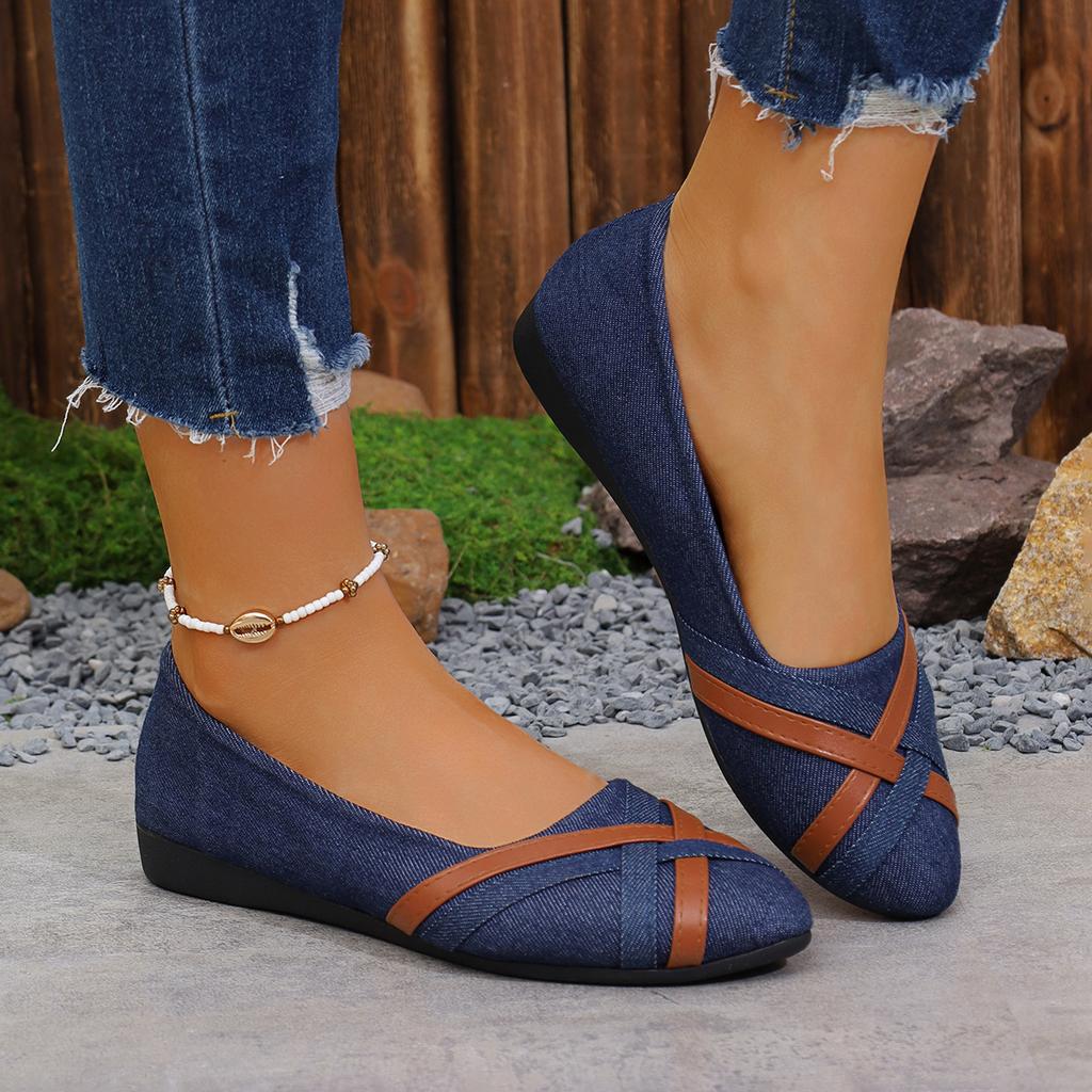 Women's Fashion Denim Large Size Women's Shoes 2025 New Round Head Flat Sole Single Shoes Women's Shallow Mouth One Pedal Casual Shoes