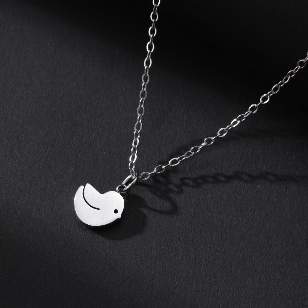 Japanese and Korean Fashion Simple and Versatile Animal Necklace Paper Clip Chain Cute Bird Pendant Necklace