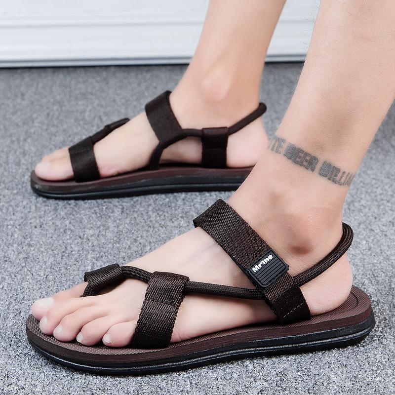 Fashion 2025 New Mens Sandals Summer Leisure Beach Flip Flops Outer Sandals Women Driving Slippers Roman Shoes Gladiator Sandals Lovers