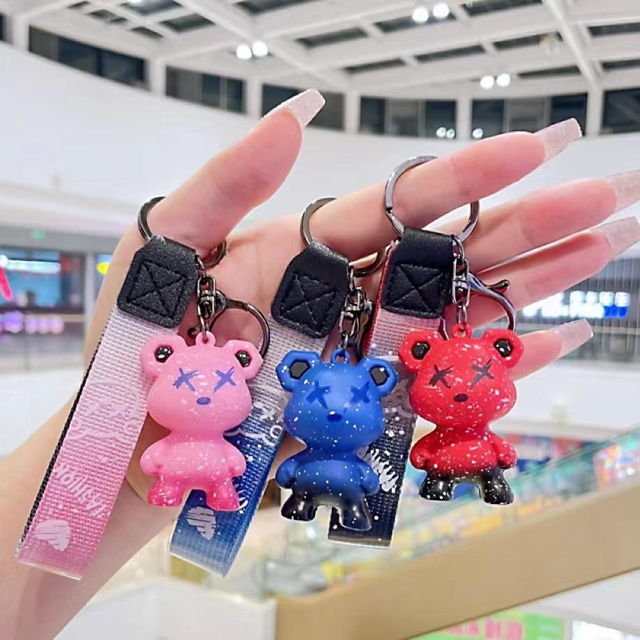 Color-Changing Starry Sky Bear Keychain - Stylish Car Charm & Purse Pendant for Couples