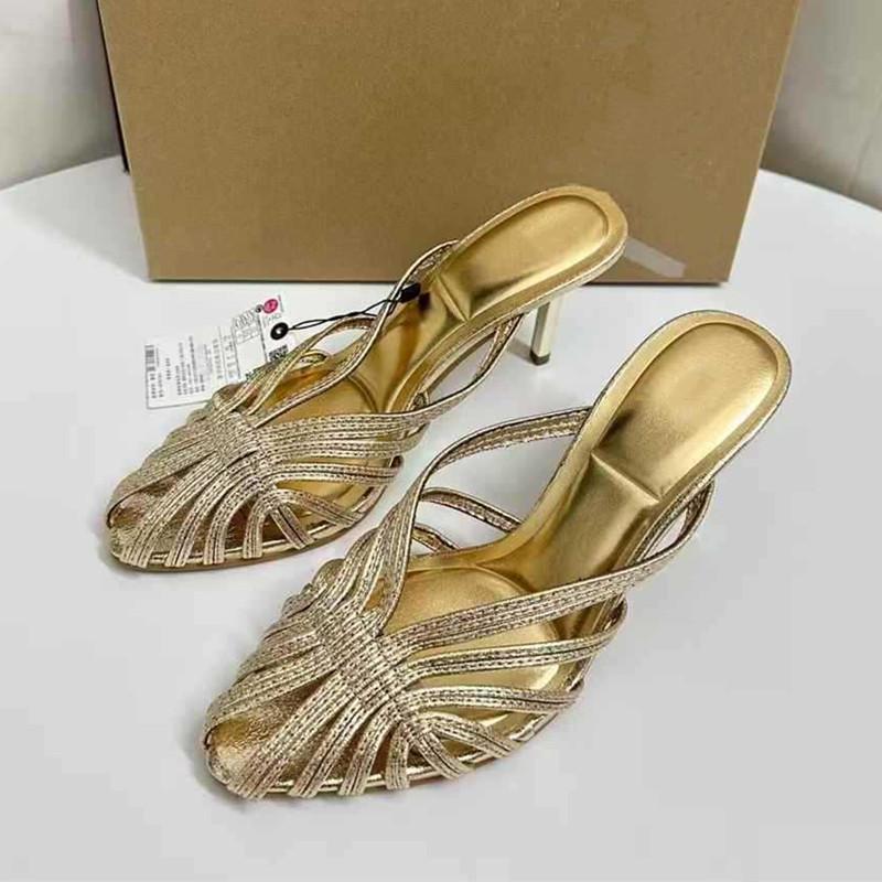 

2025 Лето Узкий ремешок Открытый носок Женские Шлепанцы Сандалии Сексуальные Ажурные Высокий каблук Пляжные Мюли Слайды Слингбэки Обувь 37 золотой