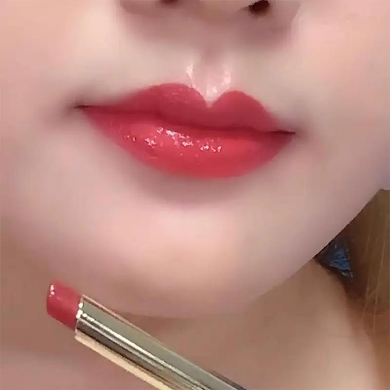 Xiaohongshu Best Selling No Stain On Cup Non-Fading Cameo Brown Cinnamon Lipstick Raincoat Waterproof Matte Gift Box
