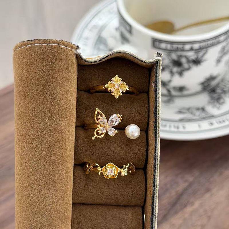 Nischen-Temperament Modisches Schlichtes Design Schmetterling Rose Perle Offener Ring Exquisiter Leichter Luxusring