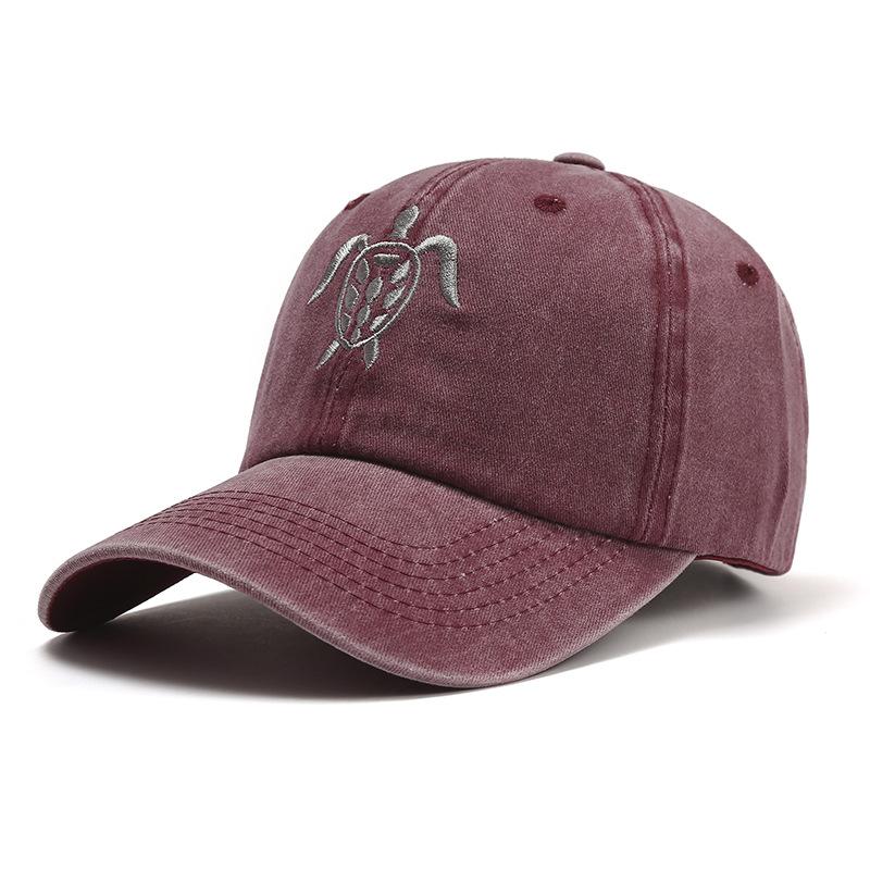 Turtle embroidered baseball cap with adjustable brim suitable for sun protection during outdoor sports and leisure activities