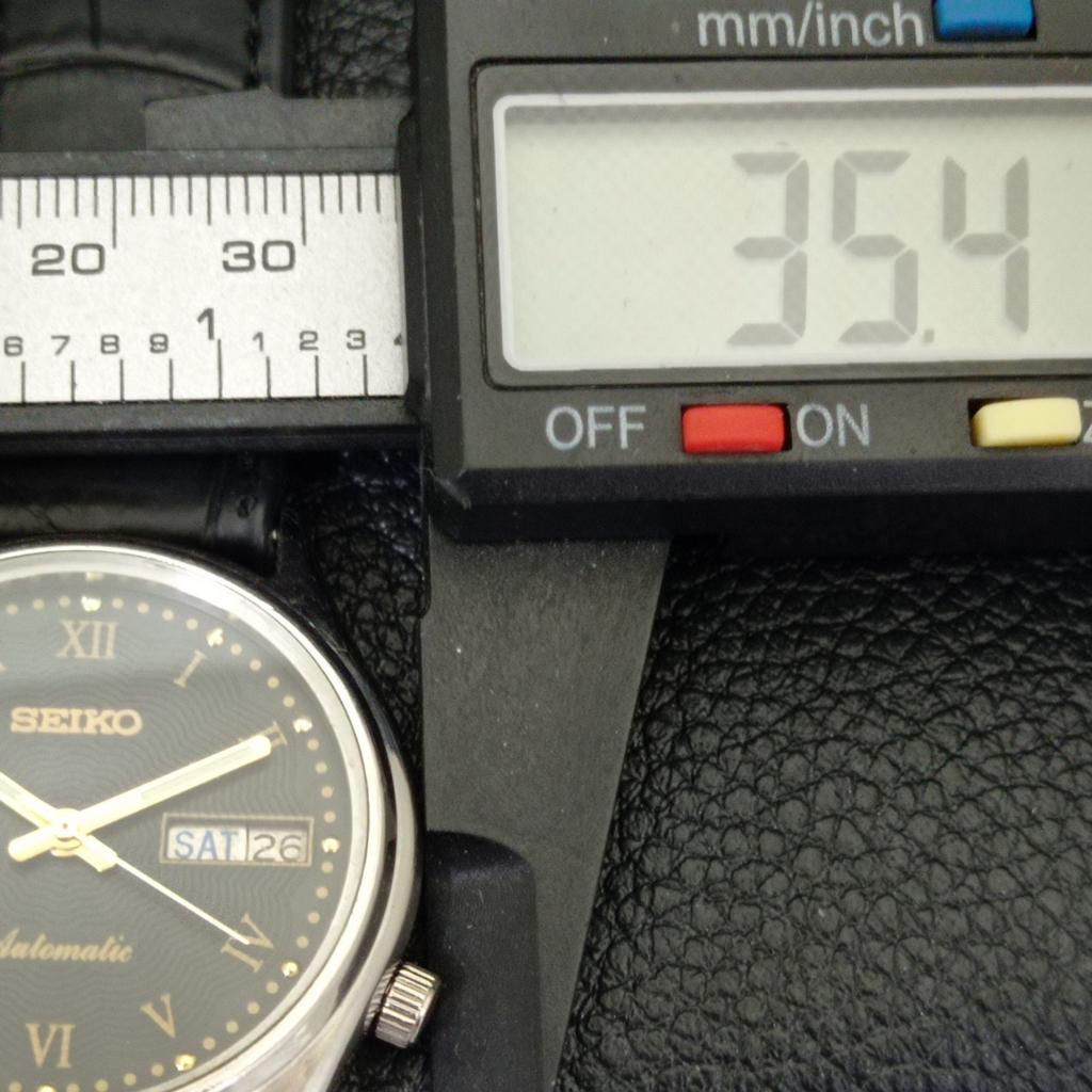 VINTAGE SEIKO AUTOMATIC 7019A JAPAN HERREN SCHWARZES ZIFFERBLATT UHR a500084-2 R151a-a500084