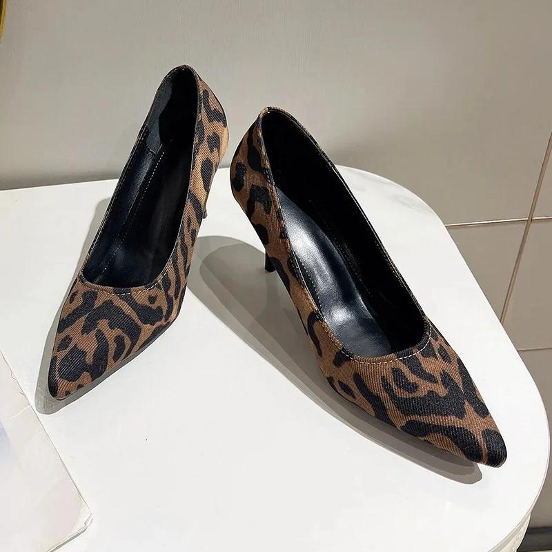 

Женские туфли-лодочки с острым носком, на среднем каблуке, весна, новая мода, леопардовый принт, универсальная обувь для работы, размеры 35-42 39 цветной печати леопарда