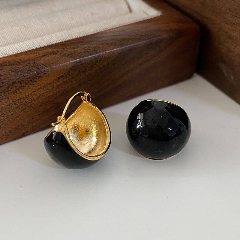 Enamel Drop Glaze Ball Ear Buckle Light Luxury Atmosphere High-End Hong Kong Style Retro Unique