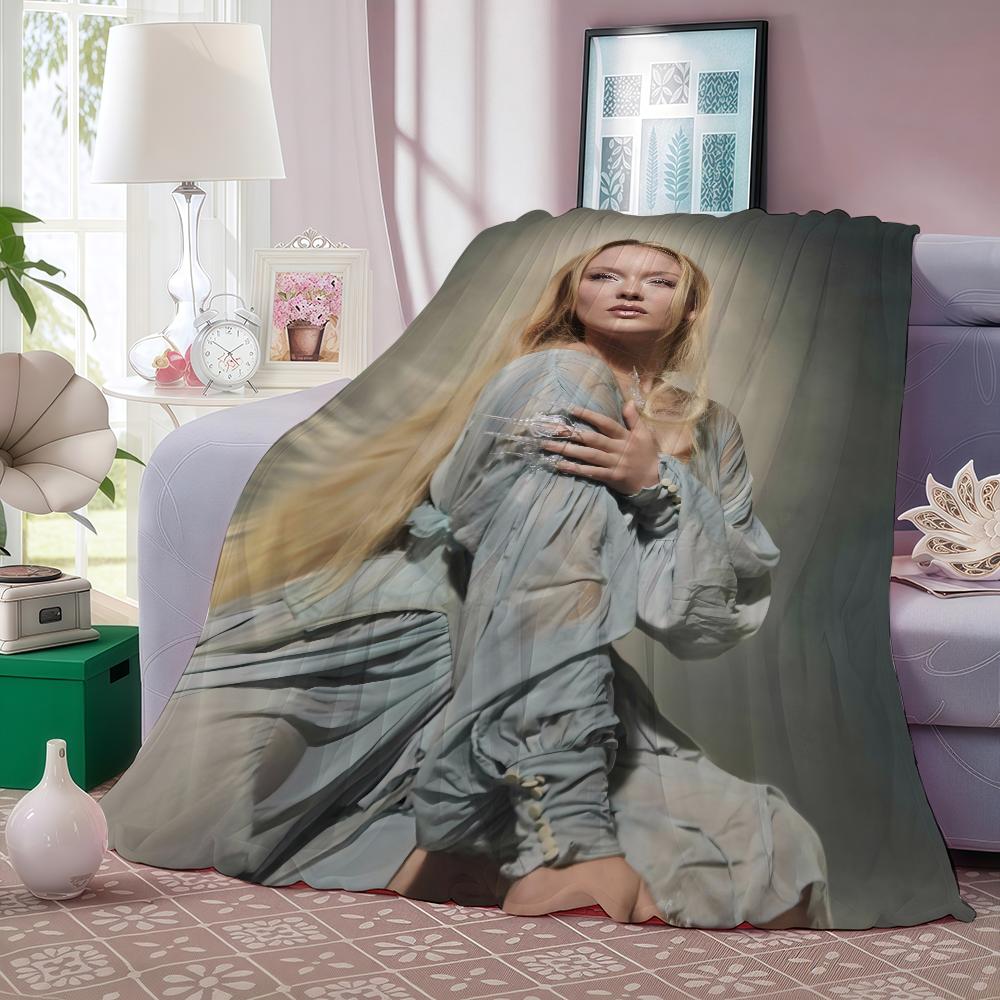 Hot Singer Z-Zara Larsson Music Blanket Warm And Soft Suitable For Bedroom Living Room Sofa Bed Office Travel Camping