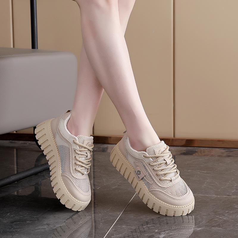 2025 summer little white shoes new Korean version ins female students height increase breathable sports board shoes trendy casual shoes T78-1