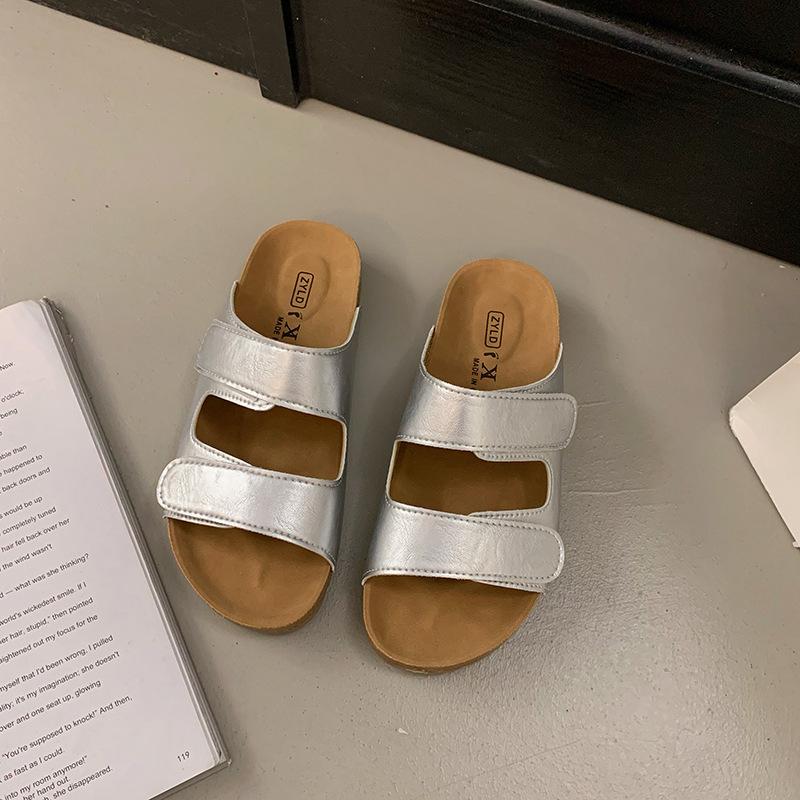 

Женские тапочки для улицы лето 2025 новые ретро уродливые милые на липучке с надписью повседневные крутые тапочки 40