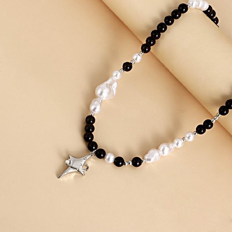Vintage Beaded Crossed Star Necklace for Women Fashion Aesthetic Y2k Jewelry