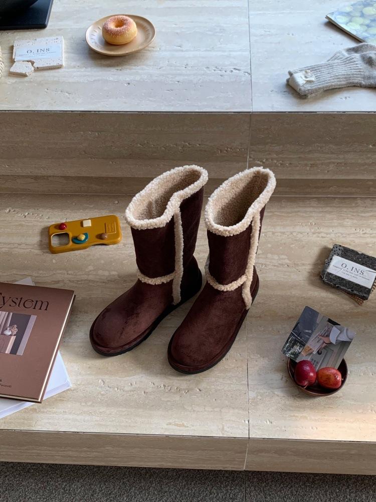 In the Winter of 25 Years, the New Thick-bottomed Velvet Warm Sheep Curly Velvet Fur Integrated Medium Tube Snow Boots Women