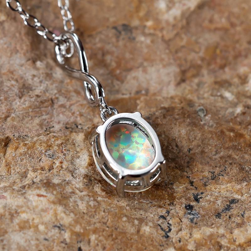 Oval White Fire Opal Pendant Necklaces for Women Accessories for Wedding Party Birthday Gift Fashion Jewelry