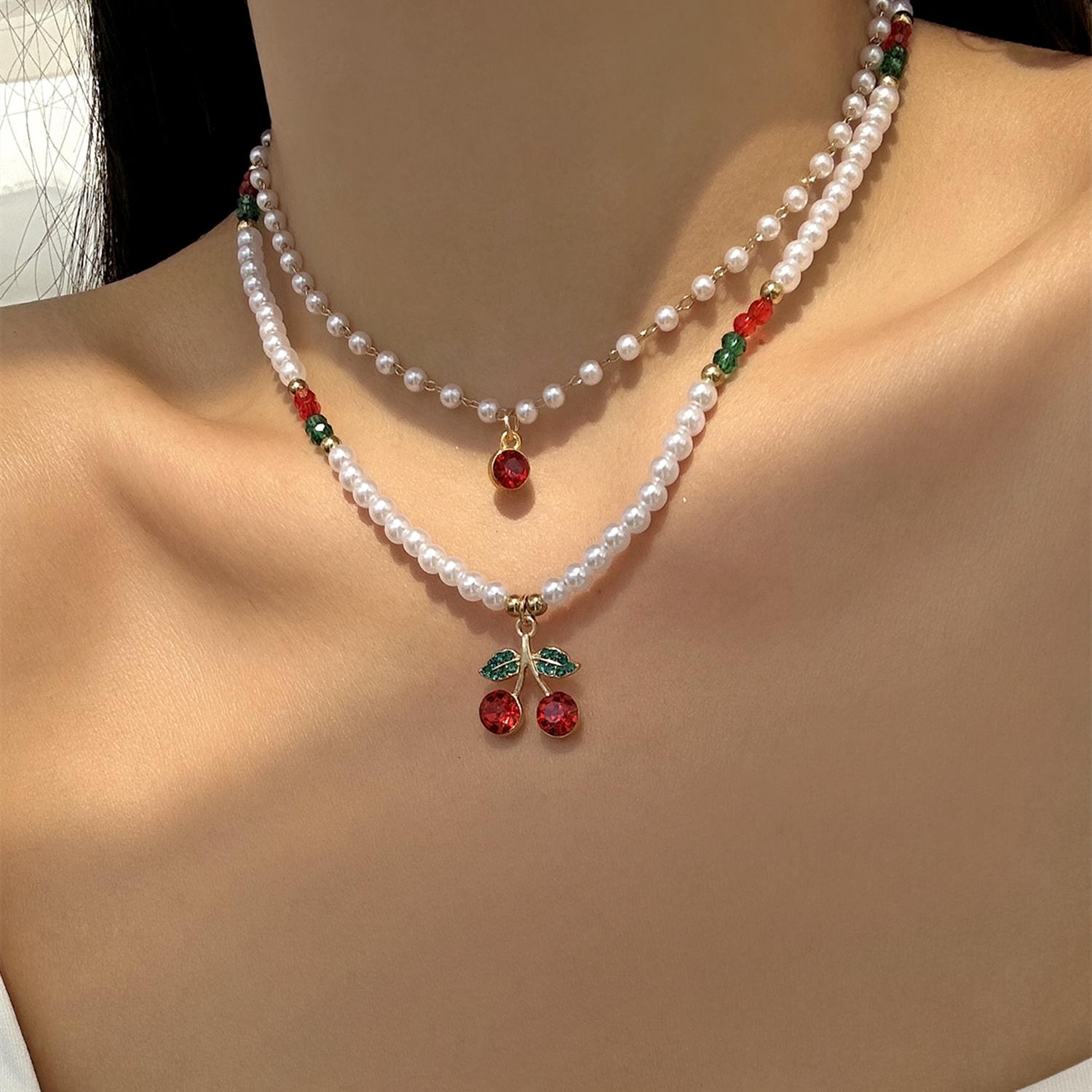 Bohemian Multi-layer Imitation Pearl Strawberry Pendant Necklace for Women Y2K Cute Sweet Clay Clavicle Chain Party Jewelry Gift