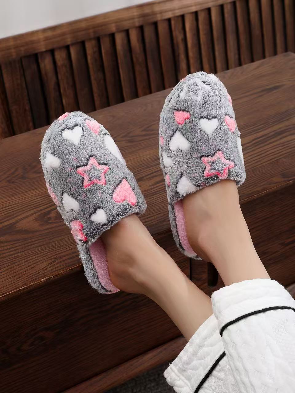 

Мода Новые Зимние Милые Женские Тапочки Девушки Мода Цветы Домашние Шлепанцы Пара Мягкие Чайки Плоские Сандалии Мужские тапочки женские 40-41 серый