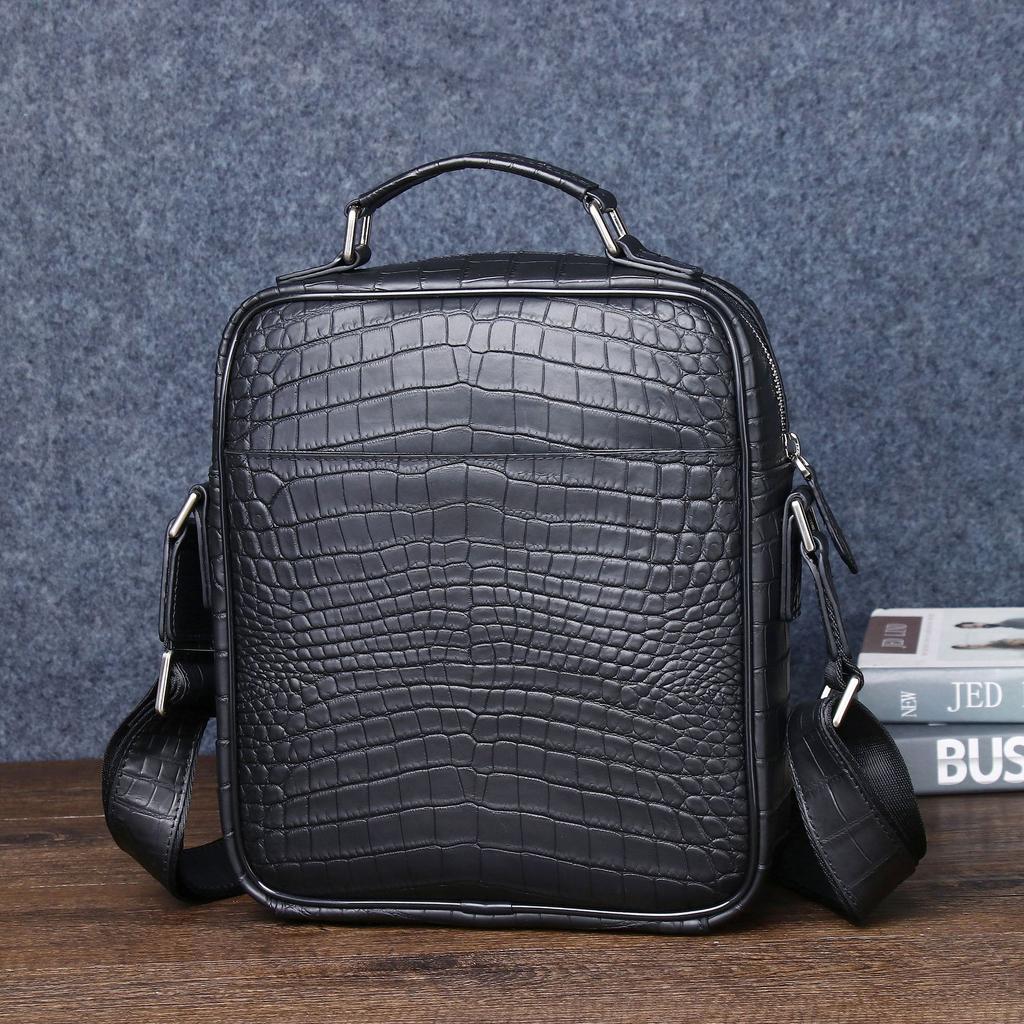 Fog-colored Crocodile Belly Pattern Men's Single-shoulder Crossbody Bag, Outdoor Fashionable Men's Bag, Hand-held Crossbody Bag, Business Backpack