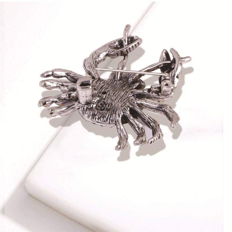Korean Alloy Diamond Crab Brooch: Versatile Pin for Cardigans, Shawls, and Sweaters