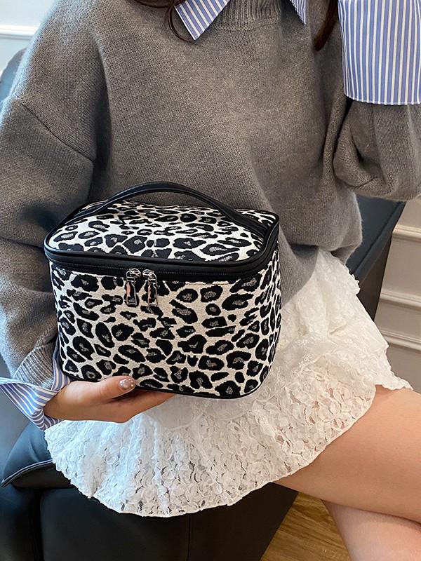 Chic Leopard Print Makeup Bag for Women, Large Capacity, Professional Storage, Aesthetic Travel Handbag