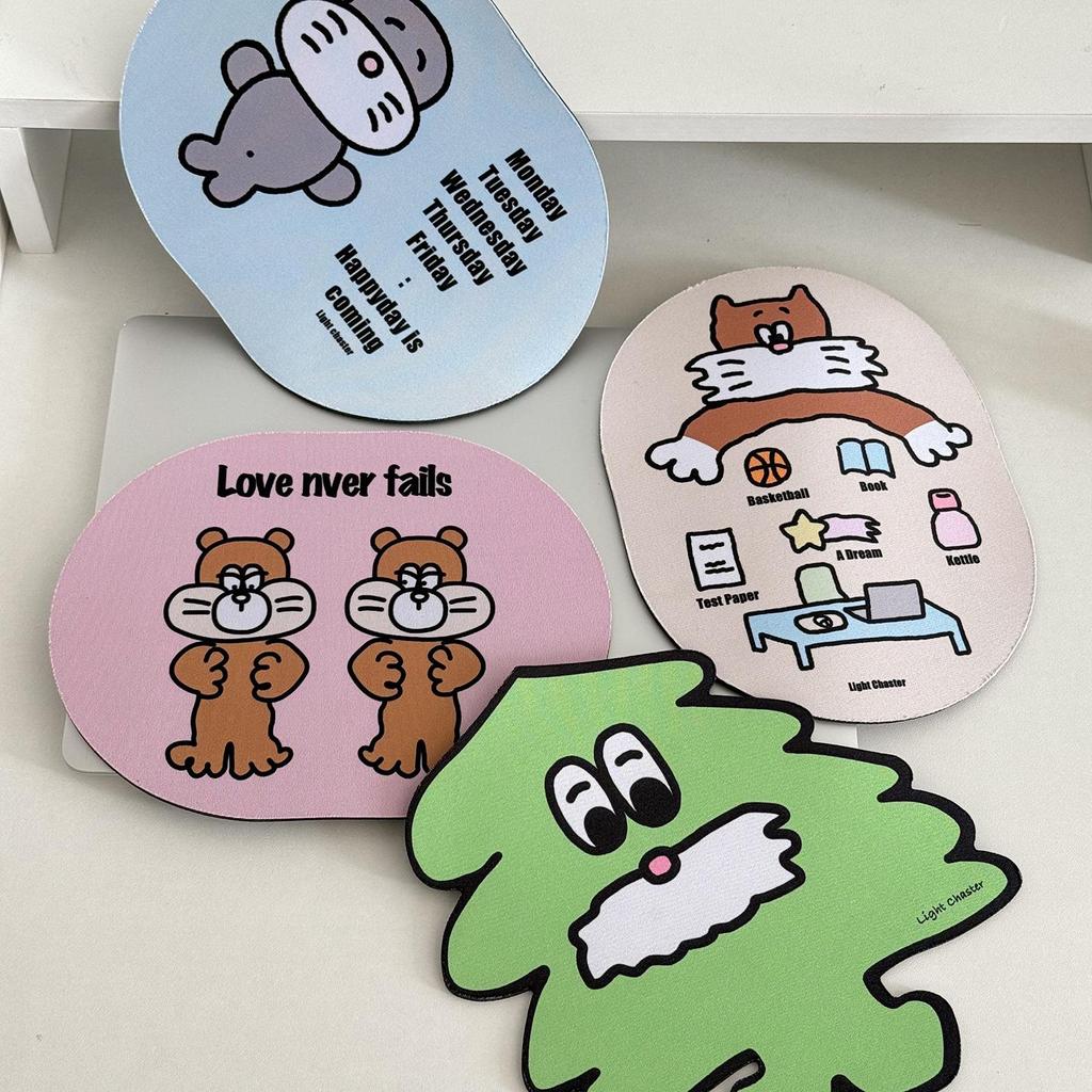 Chasing Light Series Mouse Pad: Portable Creative Cartoon Desk Pad for Student Dorm Rooms