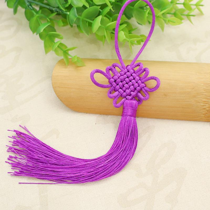 Ancient-Style Red Chinese Knot Tassel Lantern Accessory for New Year Festivities