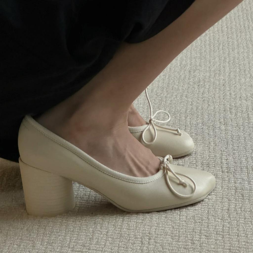 Mm6 Same Apple Head Light Mouth Single Shoes Ballet Mary Jane Round Heel High Heels Women'S Thick Heel