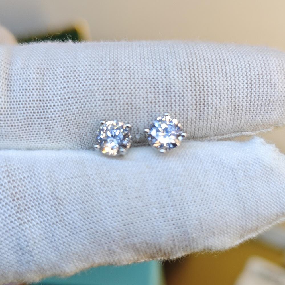 

925 стерлингового серебра женские серьги муассанит мужчины женщины серебряные круглые ювелирные изделия подарки белый