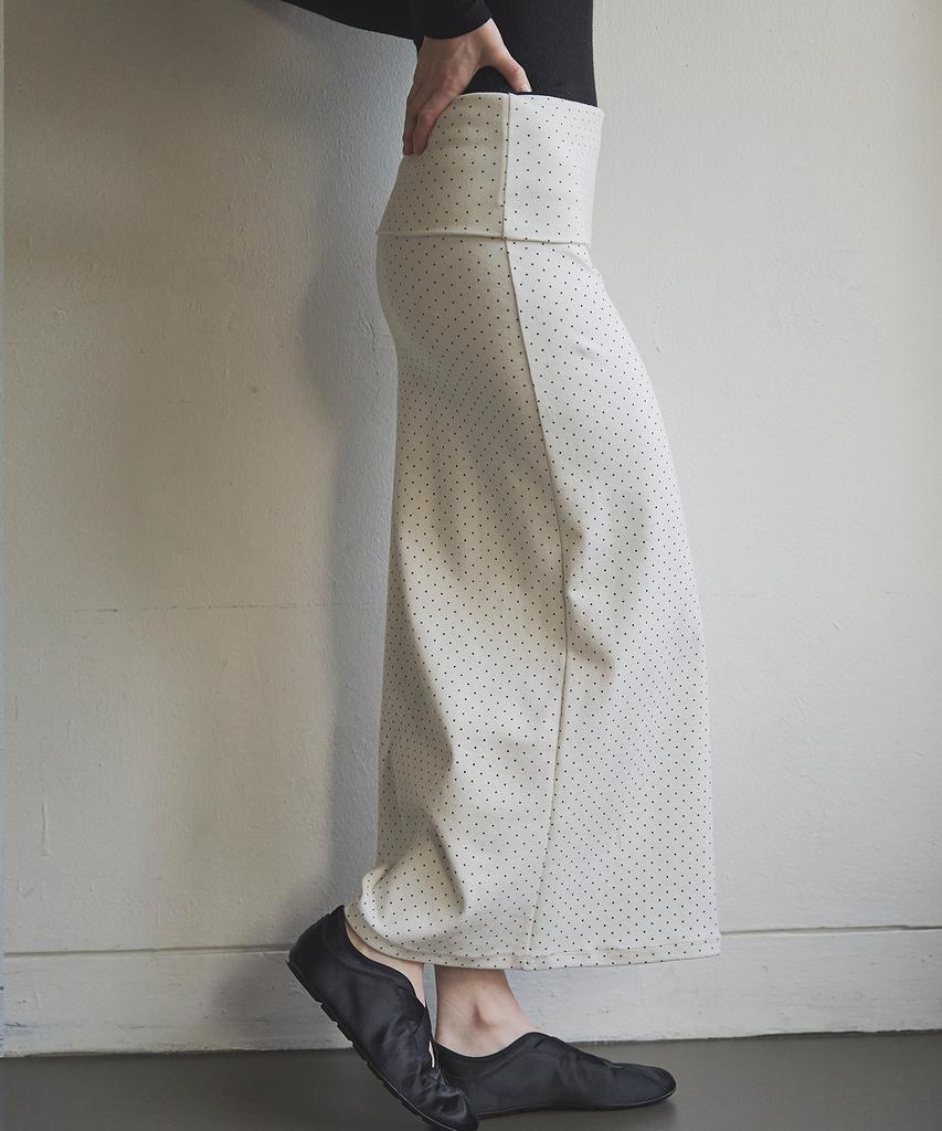 Iteoneolmomeonteu Warm Dot Peach Maxi Skirt_White